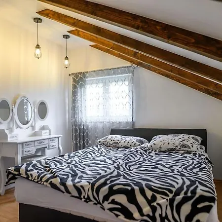 Luxurious Rejo Villa